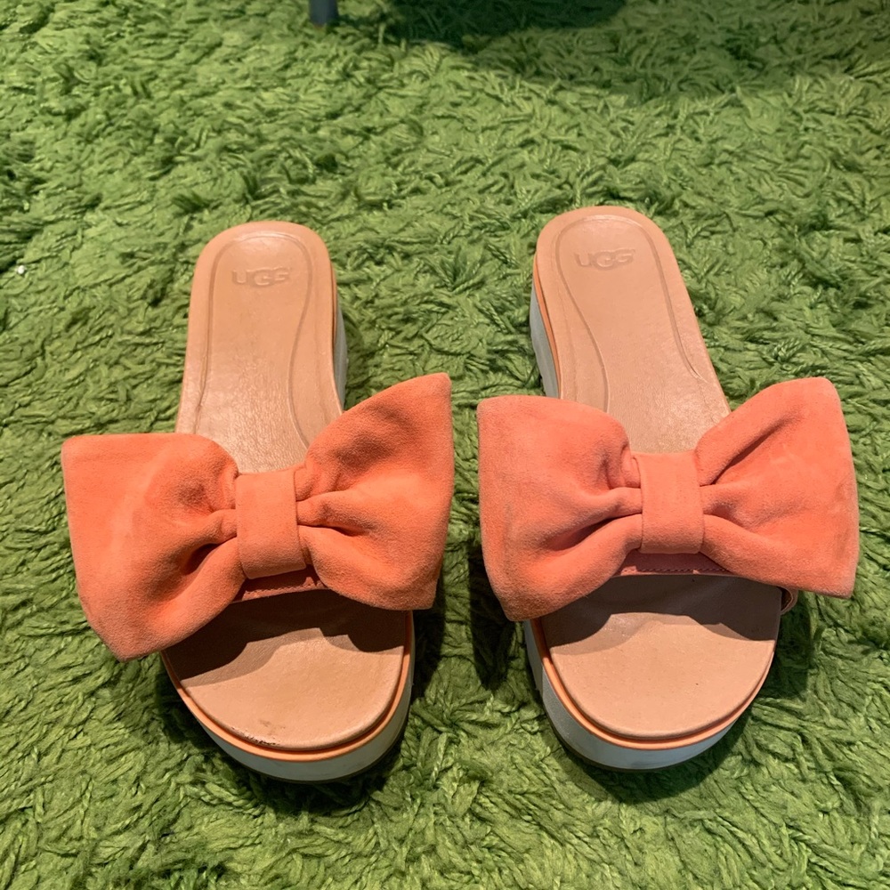 UGG suede bowknot sandals